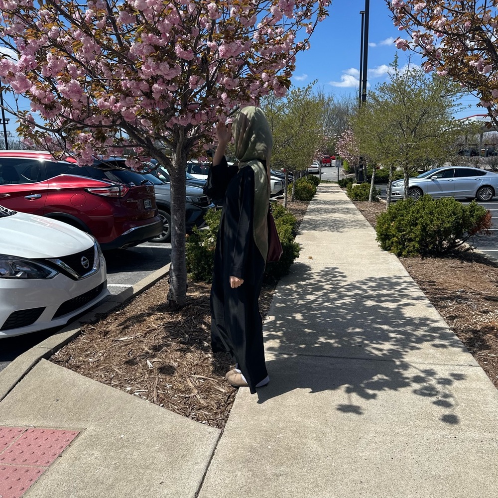 satin black abaya ! perfect for summer